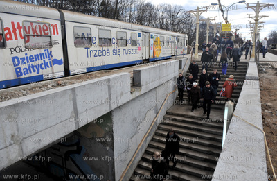 Remontowany przystanek Szybkiej Kolei Miejskiej w Sopocie....