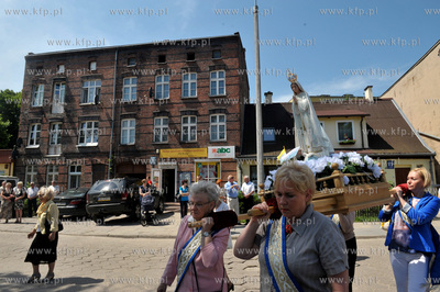Uroczystosci i procesja Bozego Ciala w parafii sw....