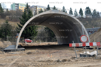 Budowa Pomorskiej Kolei Metropolitalnej. Wiadukt na...