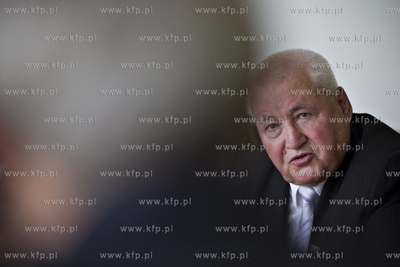 Ryszard Stachurski, wojewoda pomorski w imieniu Prezydenta...