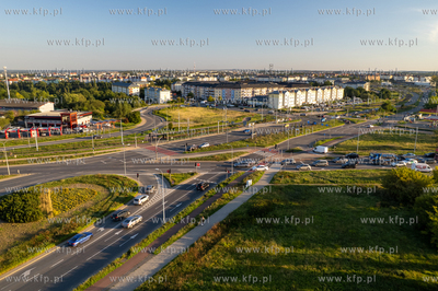Gdańsk. Skrzyżowania al. Armii Krajowej z ul. Łostowicką....