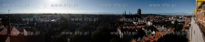 Panorama Gdanska, widok z wiezy kosciola sw. Jan na...