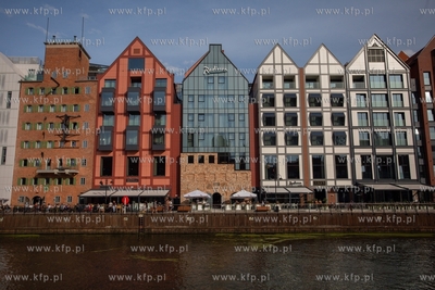 Gdańsk, Wyspa Spichrzów.Hotel Radisson. 20.08.2019...