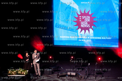 Gdansk. Teatr Wybrzeze. Uroczystosc wreczenia nagrod...