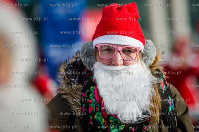 Gdansk. Parking pod Ergo Arena. Coroczna akcja Mikolaje...
