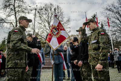 Gdansk. Wrzeszcz. Uroczyste złożenie kwiatów pod...