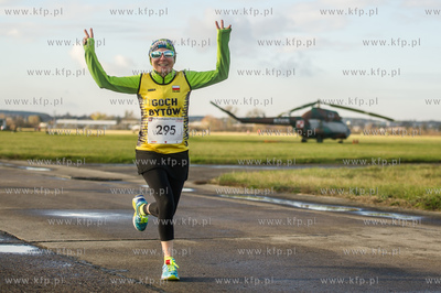 49 Baza Lotnicza w Pruszczu Gdańskim. Bieg Niepodległości.
12.11.2016
fot....