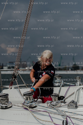 Gdynia. Port Jachtowy. Uroczyste ożegnanie kpt. Joanny...