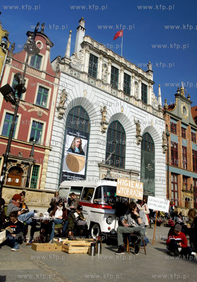 Gdansk. Dlugi Targ. Zjednoczenie czytelnicze wraz z...