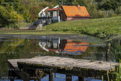 Zakole rzeki Raduni w Juszkowie w gminie Pruszcz Gdański....