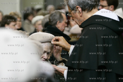 Gdansk, kosciol sw. Mikolaja. Sroda popielcowa.06.02.2008fot....