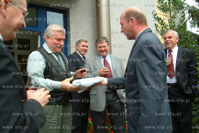 Lech Walesa 59 urodziny. Maciej Plazynski. 29.09.2002...