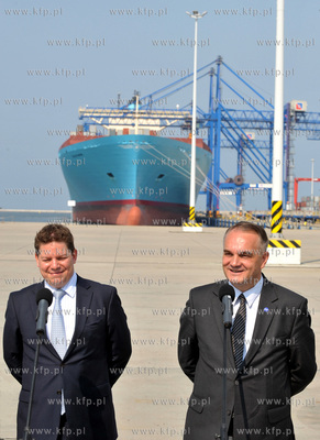 Wizyta wicepremiera Waldemara Pawlaka w terminalu kontenerowym...