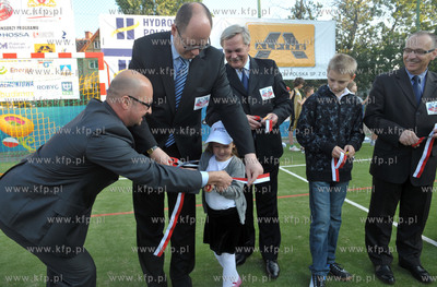 Gdansk, Brzezno. Oficjalnie otwarcie kolejnego boiska...