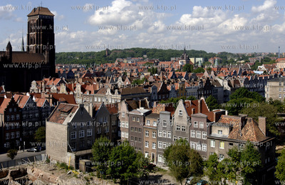 Gdansk.Widok z wiezy kosciola sw. Jana. Na dole budowa...