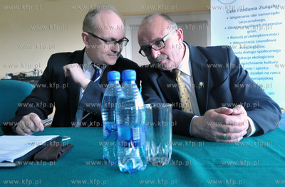 Wicepremier Janusz Piechocinski spotkal sie w Zukowie...