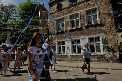 Uroczystosci i procesja Bozego Ciala w parafii sw....