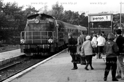 Dworzec PKP we Wladyslawowie na Kaszubach. 10.1991...