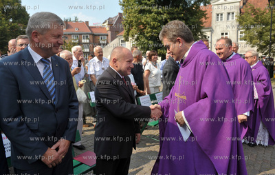 Gdansk. Plac Obronców Poczty Polskiej w Gdansku. Uroczystosci...