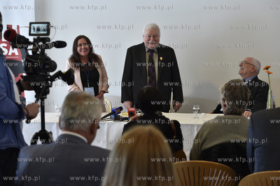 Wizyta Lecha Wałęsy w Billund w Danii. Konferencja...