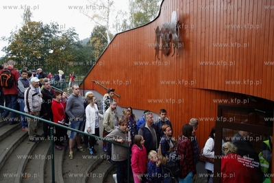 Dzien Otwarty oliwskiego Zoo. Tlumy podczas otwarcia...