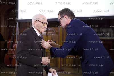 Gdańsk. Dwór Artusa. Wręczenie nagród Świadek...