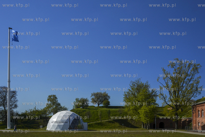 Na górze Gradowej, o godzinie 09.00 na maszt podniesiona...