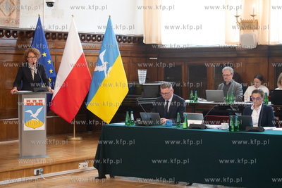 XIV sesja Rady Miasta Sopotu. Podczas sesji wręczono...