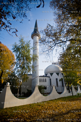 Gdansk. Meczet przy ul. Abrahama, pod drzwiami ktorego...