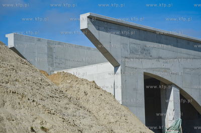 Gdansk. Budowa Pomorskiej Kolei Metropolitalnejj. 24...