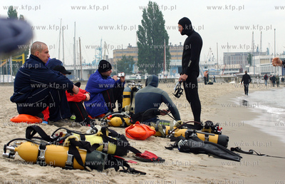 Plaza w Gdyni. II Otwarte Mistrzostwa Pletwonurkow...