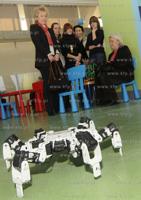 Interaktywny Tydzien Robotow w Centrum Nauki EXPERYMENT...