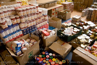 Gabin woj.mazowieckie NZ Dary dla powodzian gromadzone...