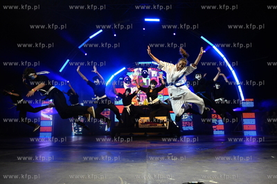 Gdansk. Plac Zebran Ludowych. Festiwal MTV Gdansk Dzwiga...