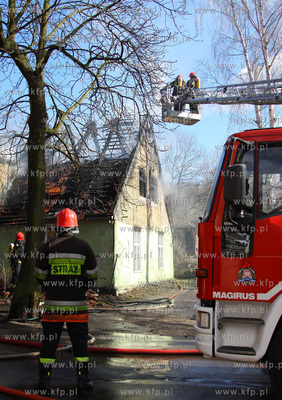 Pozar domu przy ulicy Trugutta 87 w Gdansku - Wrzeszczu....