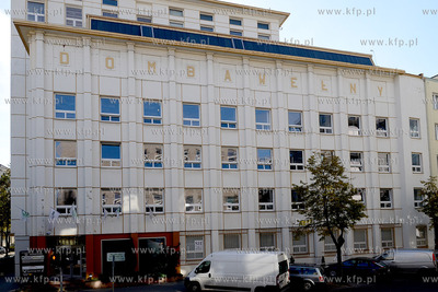 Dom Bawelny, ul. Derdowskiego rog ulicy Zeromskiego...