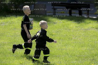 5 maja uczczono św. Floriana i uhonorowano członków...