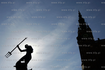 Gdansk, fontanna Neptuna na Dlugim Targu. 10.06.2008...