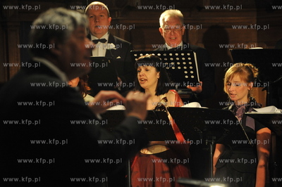 Polski Chor Kameralny Schola Cantorum Gedanensis pod...