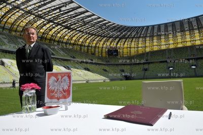 Slub na stadionie PGE Arena w Gdansku. Inga Szwarc...