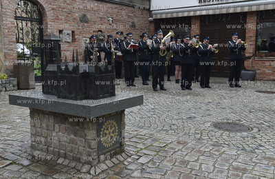 Gdańsk. Bazylika Mariaka. Msza rezurekcyjna koncelebrowana...
