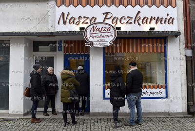 Gdynia, ul. Świętojańska. Nasza Pączkarnia. 6.01.2018...