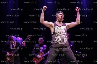 Gdansk. Scena Kontakt. Wystep Kabaretu Hrabi. Nz Tomasz...