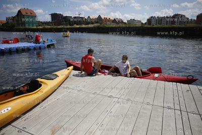 Gdańsk. Przystań Żabi Kruk. Wodna Fiesta.
19.06.2016
fot....