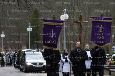 Gdynia. Cmentarz witomiński. Pogrzeb fotoreportera...