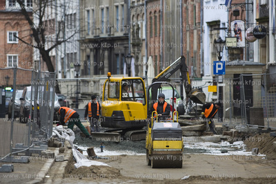 Wymiana nawierzchni ulicy Chlebnickiej w Gdańsku.
20.02.2017
fot....