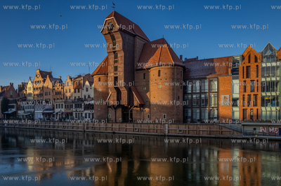 Gdańsk. Motława, Żuraw, Długie Pobrzeze.
09.01.2026
fot....