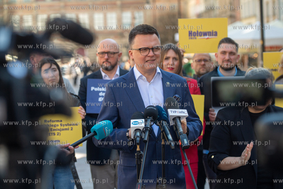 Konferencja prasowa Szymona Hołowni, Marszałka Sejmu...