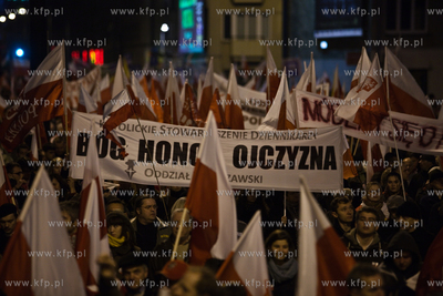 Warszawski "Marsz Niepodległości" organizowany przez...