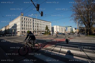 Gdynia, Skrzyżowanie ulicy Świętojańskiej i aleii...